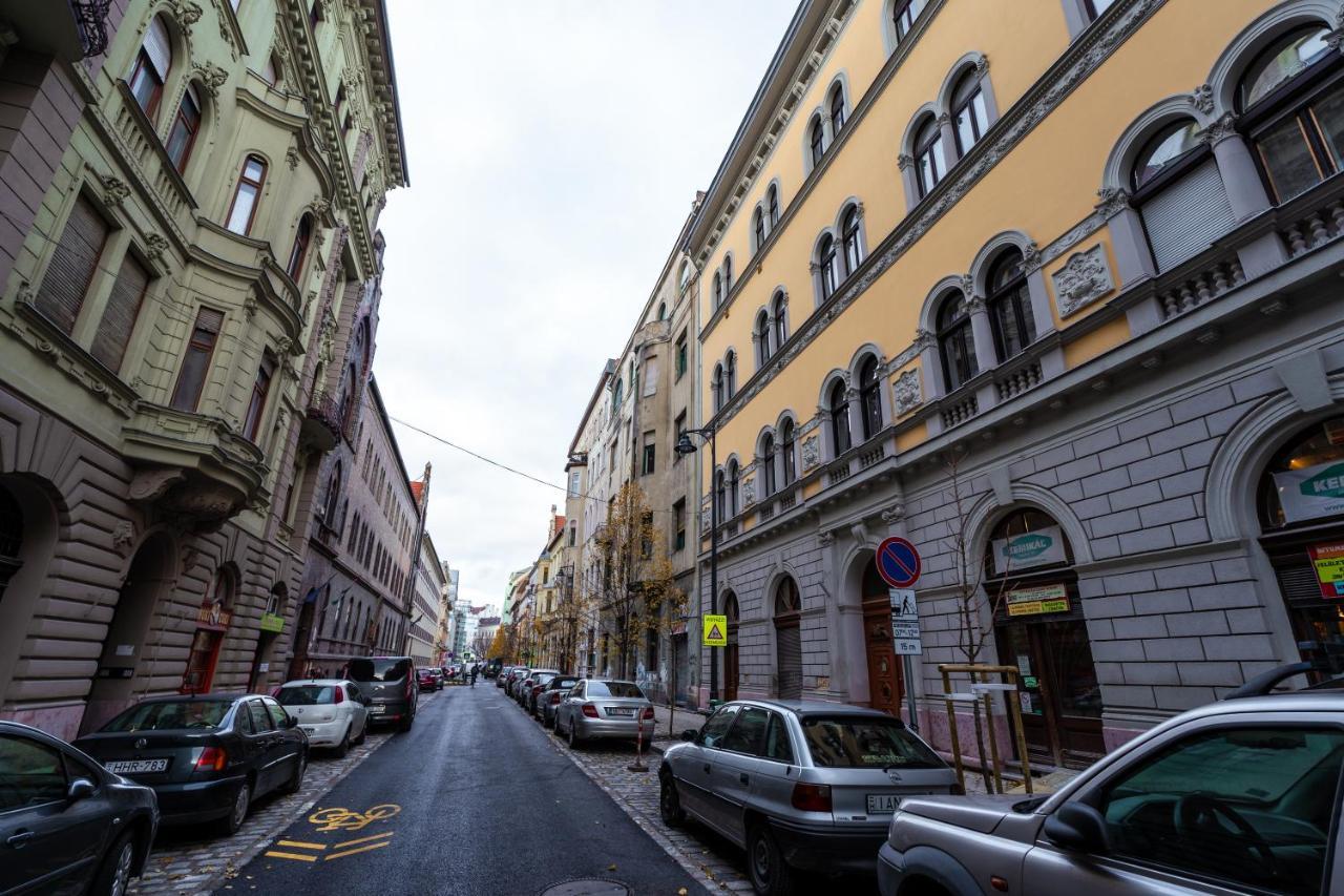 Palace Quarter Suite Budapest Exterior photo